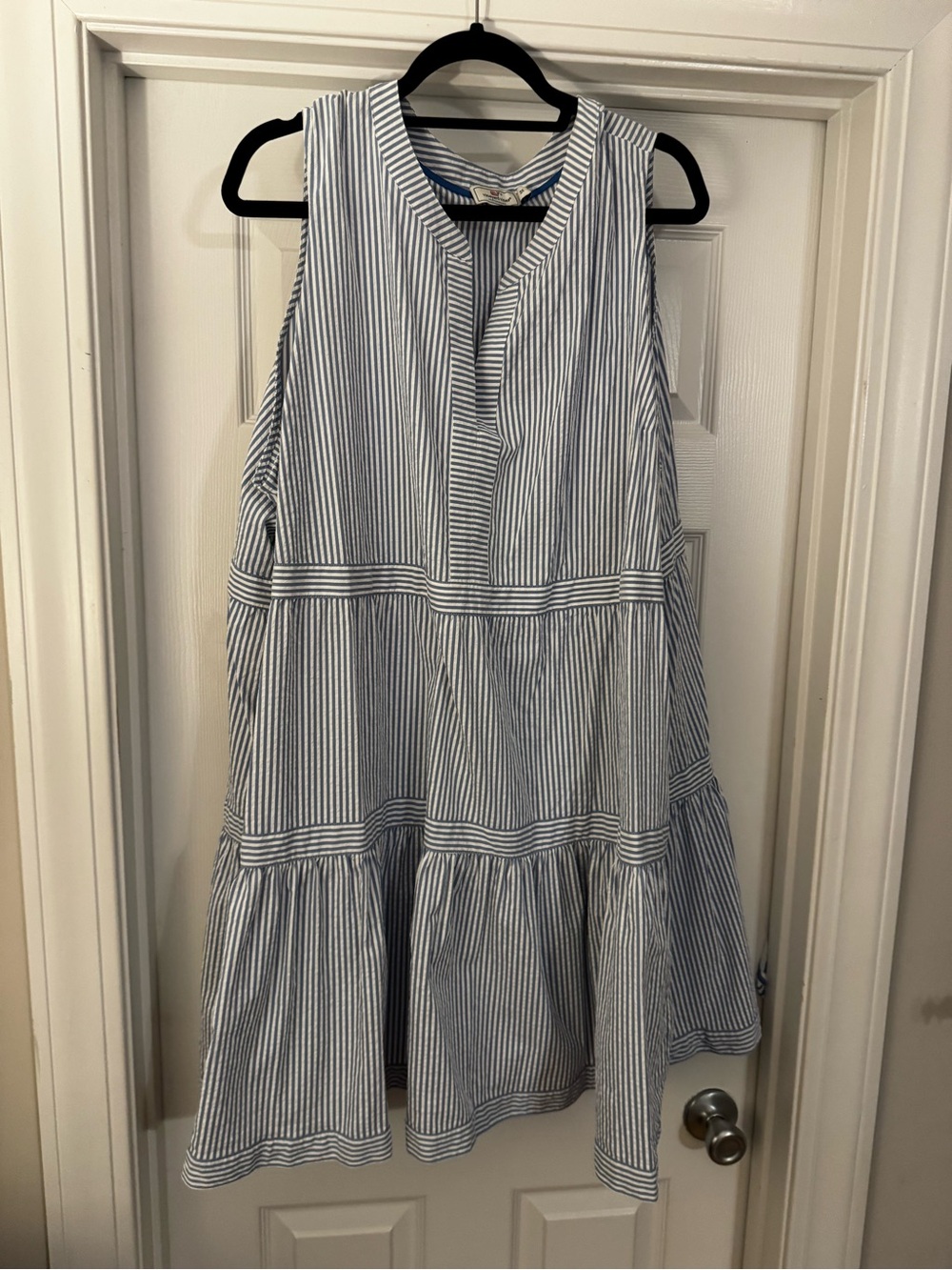 Vineyard Vines Sleeveless Blue & White Striped Tiered Performance Dress